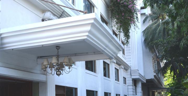 Goldfinch Hotel Мумбай Екстериор снимка